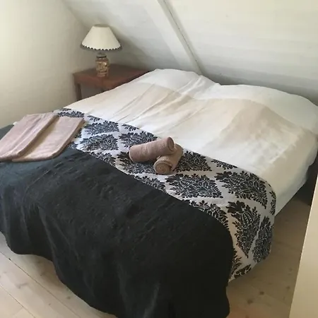 شقة فندقية Lerbaek Hovedgaard 3*